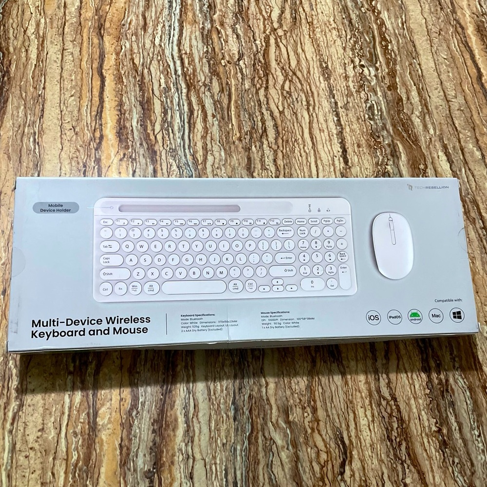 Multi-Device Wireless Keyboard and Mouse Compatible with iOS Android Mac Windows - Picture 2 of 4